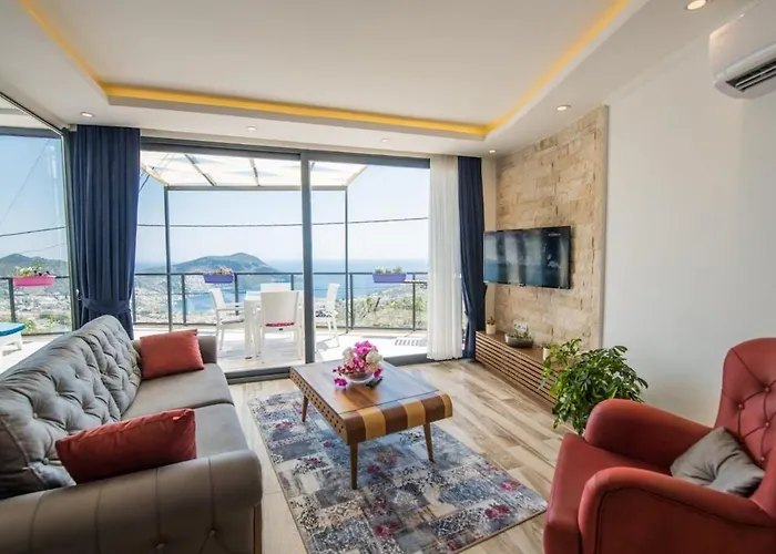 With Sea Views Villa Islamlar (Mediterranean)